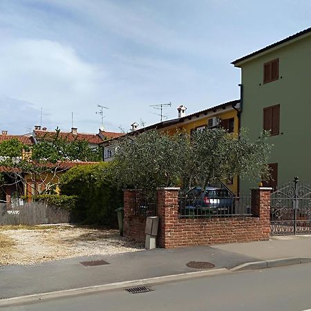 Apartment Complex Iris Poreč Exteriör bild
